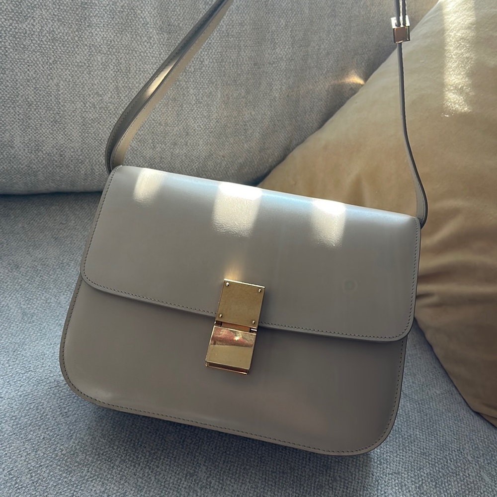 Celine Classic “Box” crossbody bag (medium) Beige/Cream color GHW
